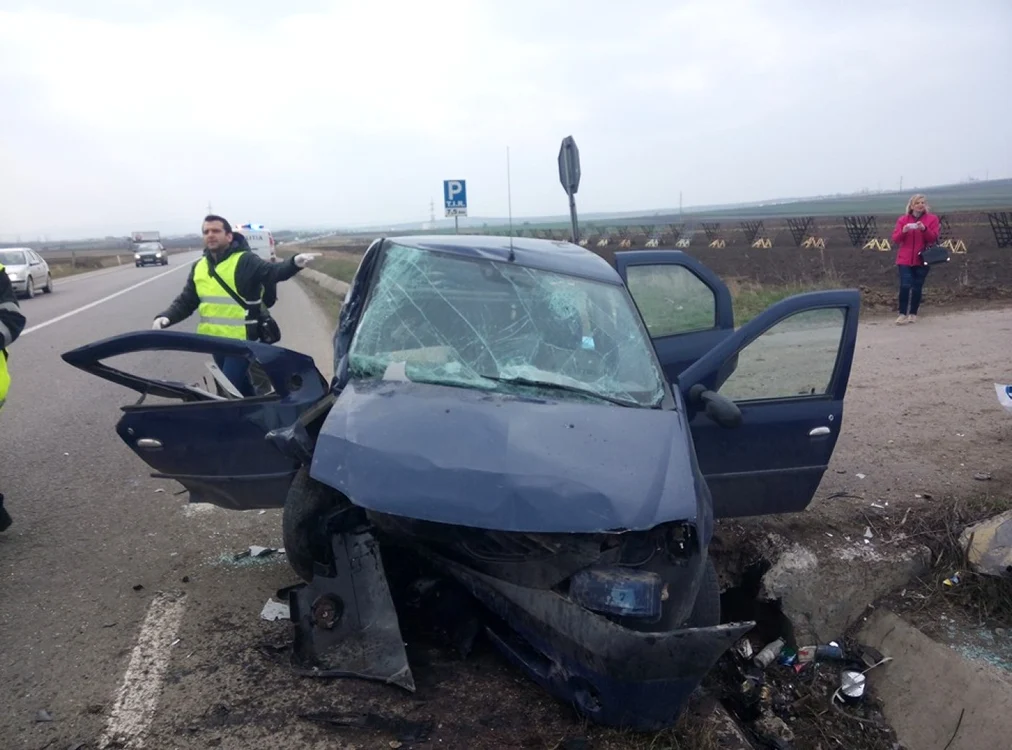 O femeie a murit într-un teribil accident produs în Suceava. FOTO Dănuţ Zuzeac