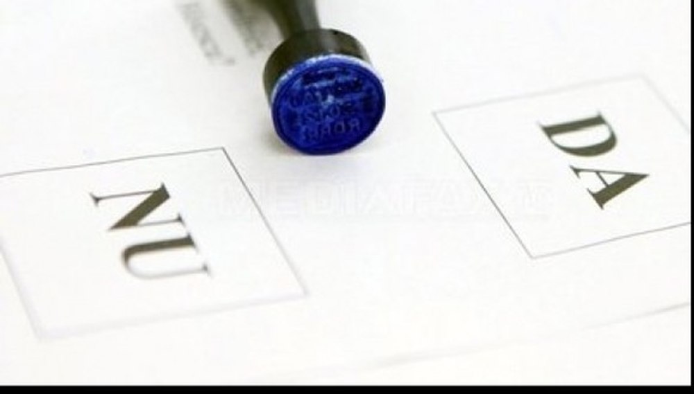Sondaj. 70% dintre români ar vota pentru schimbarea definiției familiei în Constituție