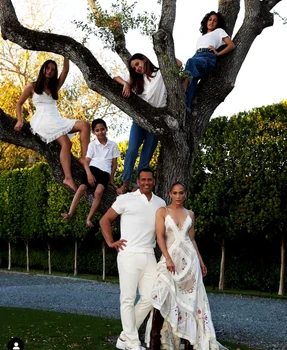 2 j lo si a rod3 png png