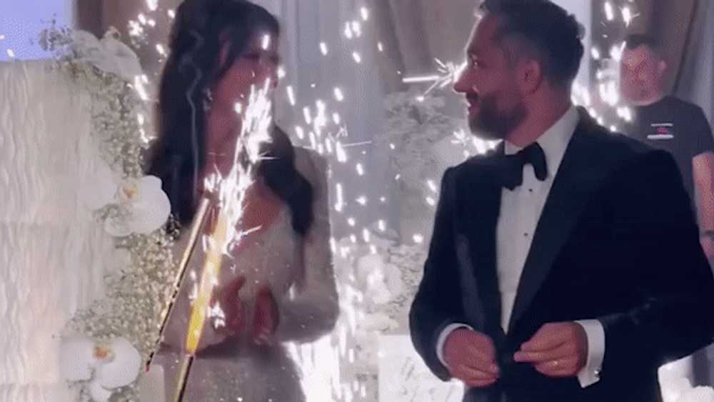 Festin la nunta Monicăi Bîrlădeanu: lista preparatelor din meniu. Momentul în care a fost adus tortul spectaculos, la miezul nopții