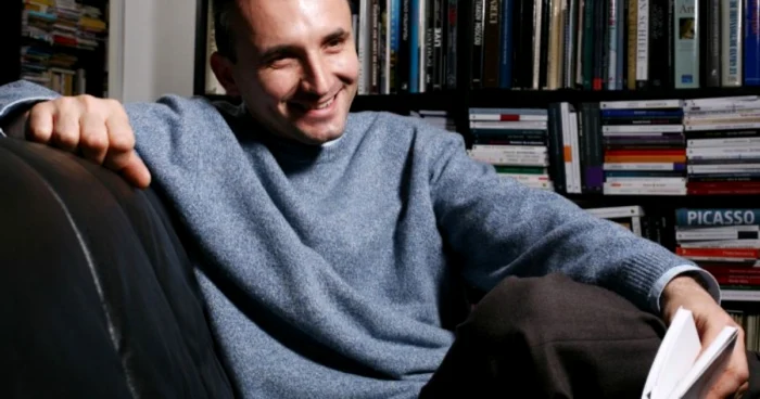 Poetul român Robert Şerban, cunoscut deopotrivă ca editor şi realizator TV, este unul dintre cei 6 scriitori autohtoni invitaţi la FILTM FOTO paginidecultura.ro