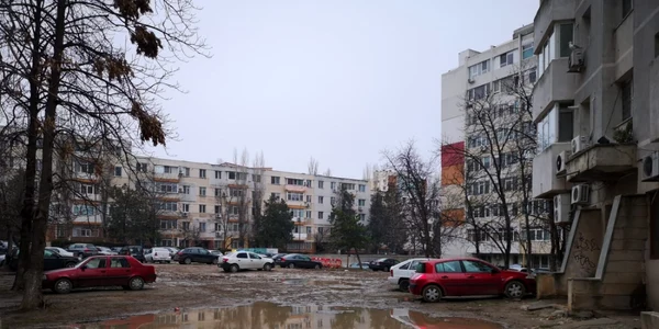Teren plin de noroi in Tomis 3 Constanta foto Primăria Constanta