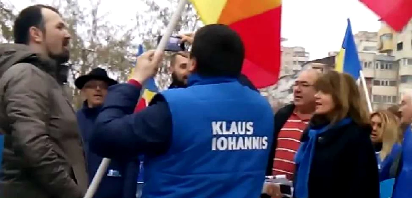 Membrii ACL Iaşi ieşiţi pe străzile Iaşiului FOTO captură Facebook