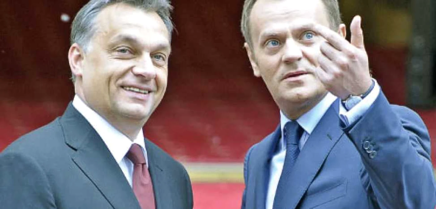 Premierul maghiar Viktor Orban (stânga) şi omologul său polonez, Donald Tusk, au abordat diferit reformarea sistemelor naţionale de pensii