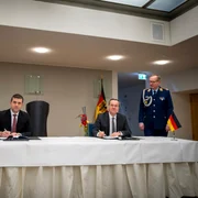 Radu Miruţă Boris Pistorius, Berlin, 2026 jpg