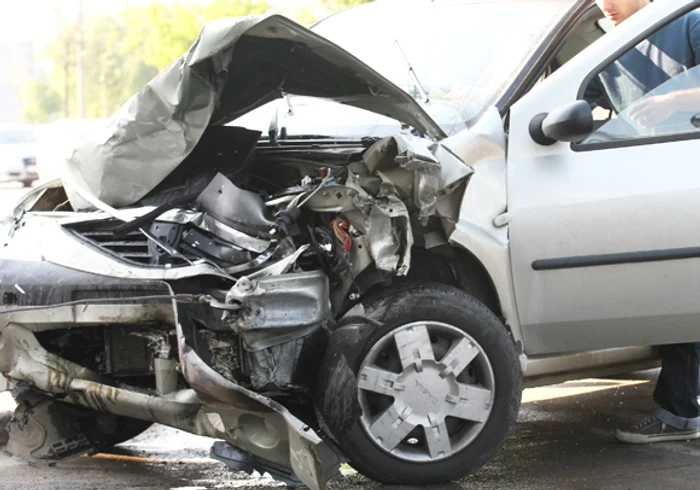 
    Sunt multe vedetele implicate în accidente rutiere. Click! îți prezintă cele mai impresionante cazurifoto: Click!  