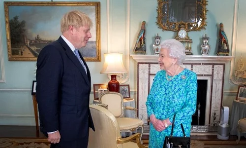 boris johnson regina elisabeta jpeg