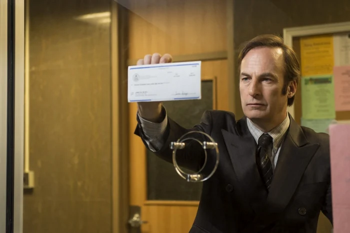 Actorul Bob
Odenkirk este avocatul Saul Goodman în serialul „Better Call Saul“ FOTO
cinemagia.ro