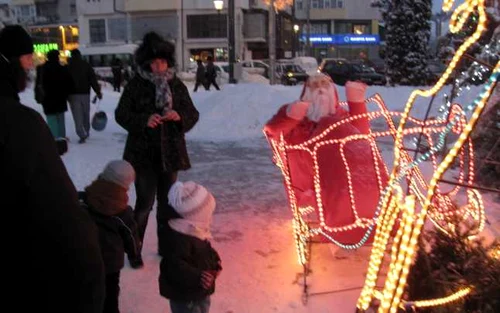 Iluminatul festiv a fost unul de criză la vaslui
