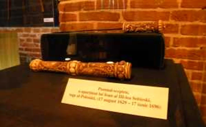 Pumnalul regelui Poloniei Ioan al III-lea Sobieski. FOTO: Dana Mihai