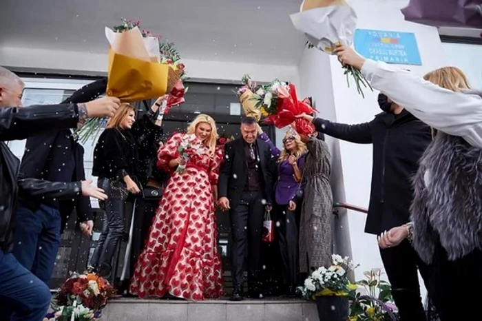 Cei doi au făcut cununia civilă și cununia religioasă, în aceeași zi