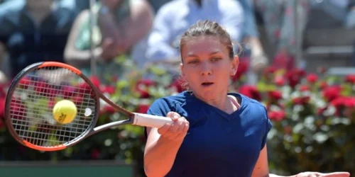 Simona Halep joacă finala turneului de la Roma cu Elina Svitolina FOTO Afp / Tiziana Fabi