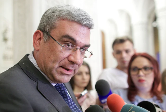 INTERVIU Diplomatul Teodor Baconschi: „Lui Ion Iliescu nu-i datorăm libertatea și nici democrația: ambele au fost obținute în pofida lui“
