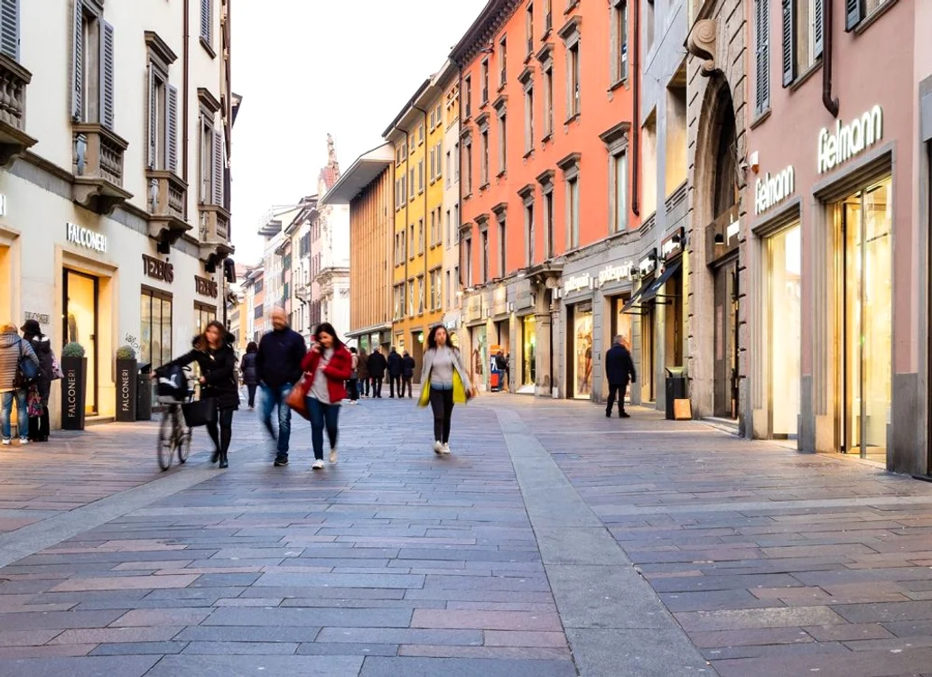 
    Cele mai multe cazuri de coronavirus sunt înregistrate în Bergamo. Catedrala din Milano a fost închisă, iar festivalul de la Veneţia a fost închis mai devreme foto: Shutterstock  