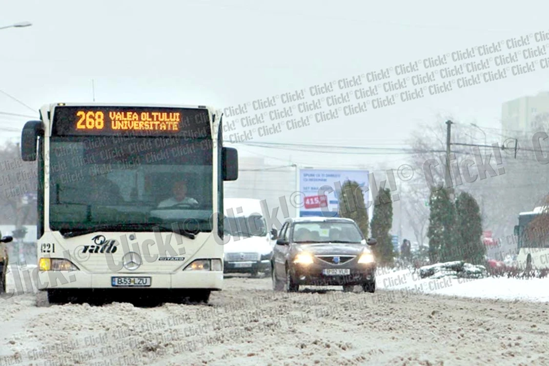 Autorităţile au fost învinse de o zăpadă de 10 centimetri
