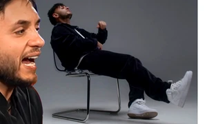 Banner Johny Romano