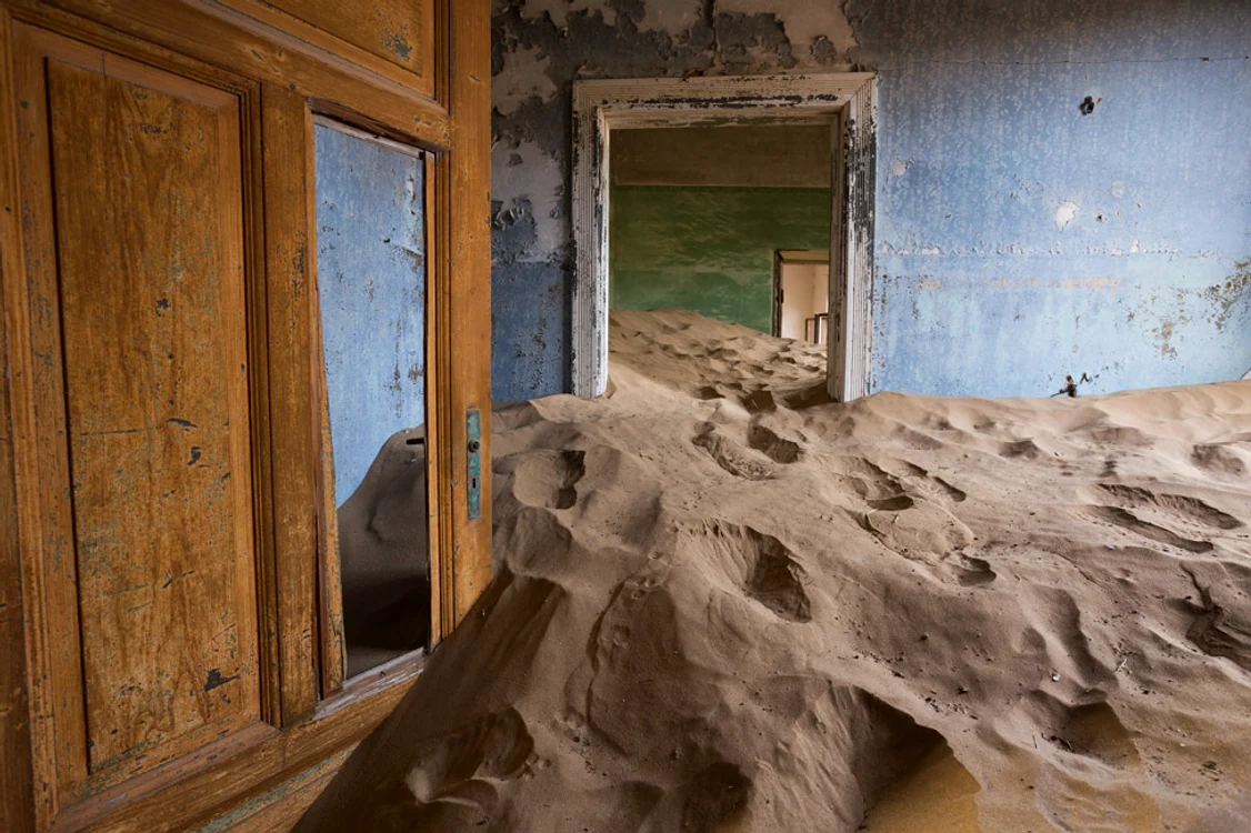 Kolmanskop Namibia 007 jpg jpeg