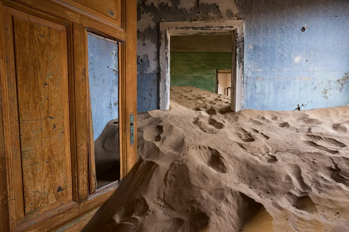 Kolmanskop Namibia 007 jpg jpeg