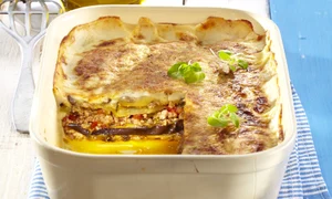 musaca de vinete si cartofi cu carne jpeg