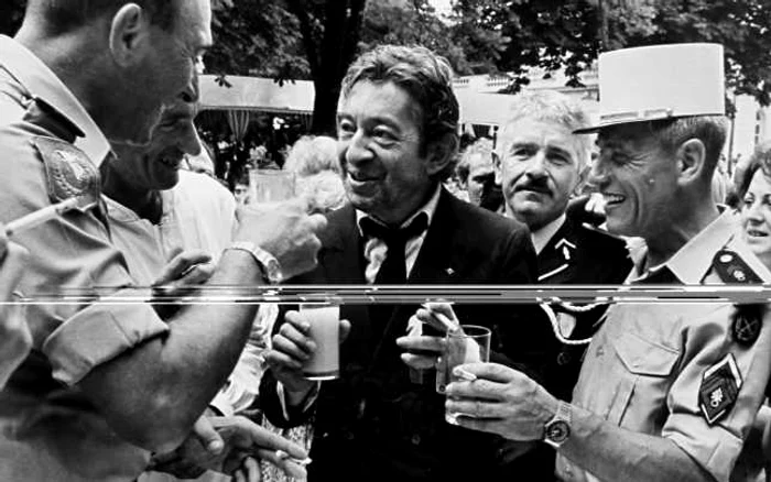 Serge Gainsbourg a avut o carieră de succes şi a fost numit Ofiţer al Ordinului Artelor şi Literelor FOTO Reuters
