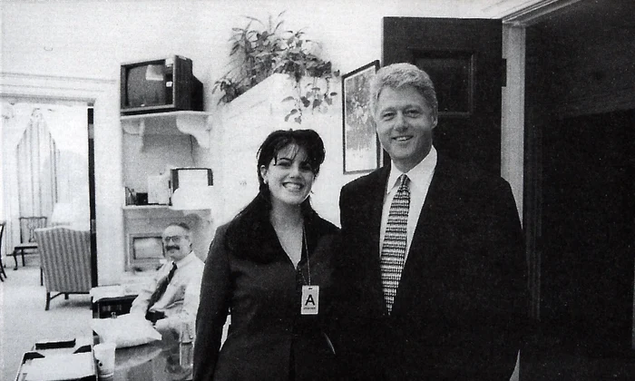 Bill Clinton şi Monica Lewinsky au fost implicaţi într unul dintre cele mai mari scandaluri sexuale din istorie jpeg