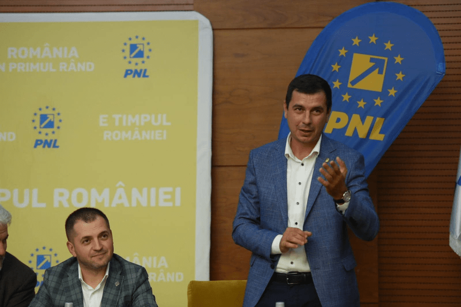 Emil Dumitru: Fermierii români riscă să rămână fără subvenție din cauza „reformei” lui Daea 