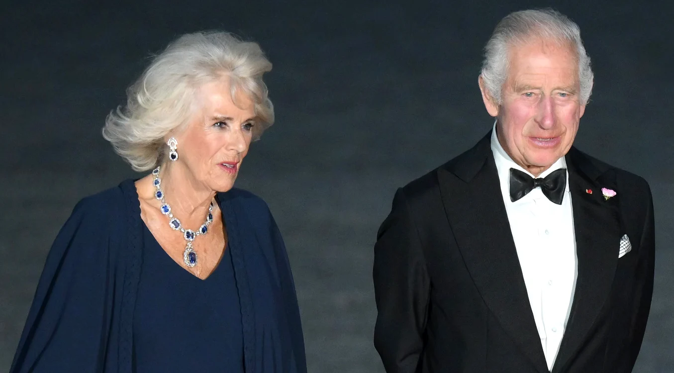 Camilla și Charles PNG