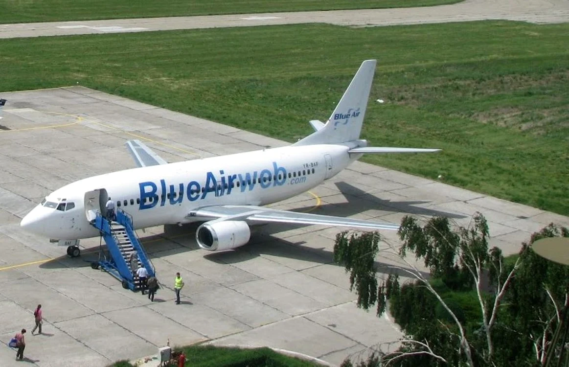 Avion al companiei Blue Air FOTO bacau.net