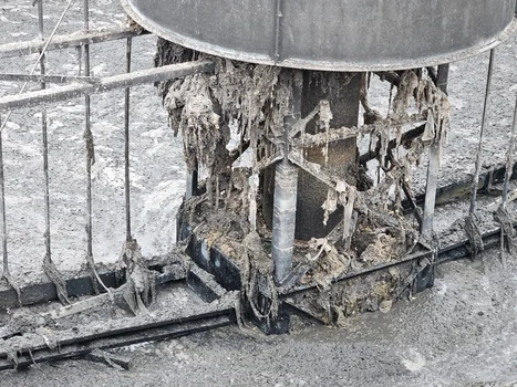 servetele umede statia de epurare Braşov 01 foto Apa Braşov jpg