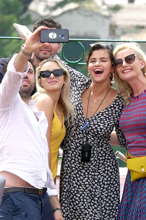 *PREMIUM EXCLUSIVE* MUST CALL FOR PRICING BEFORE USAGE STRICTLY NOT AVAILABLE FOR ONLINE USE UNTIL FURTHER NOTICE American singer Selena Gomez pictured on Holiday in Capri jpeg