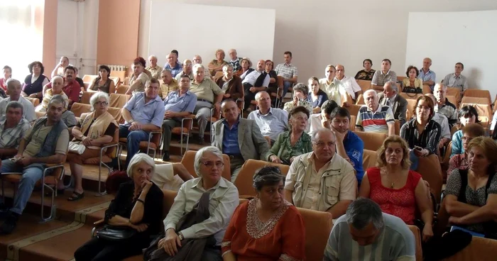 Administratorii de blocuri au de dat răspunsuri în legătură cu datoriile celor pe care îi reprezintă