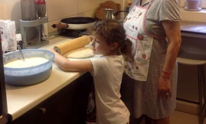 Ana, fetiţa lui Carmen Trandafir jpeg