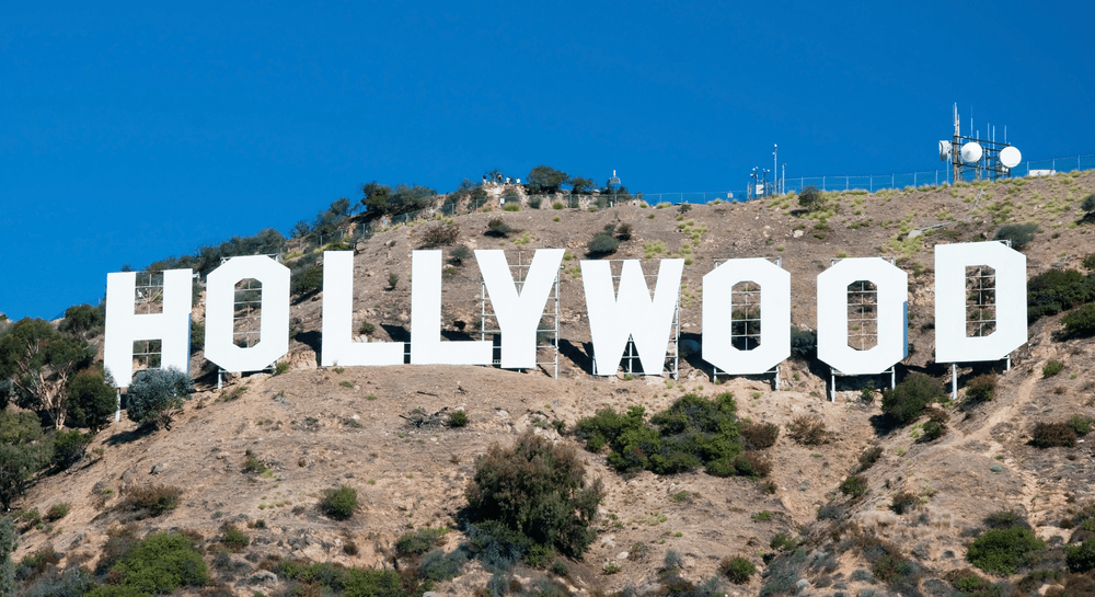 Semnul Hollywood va fi renovat. Celebra inscripție este un simbol al celebrităţii, dar și atracţie pentru vandali şi sinucigaşi