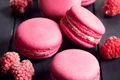macarons zmeura shutterstock 261005522 jpg