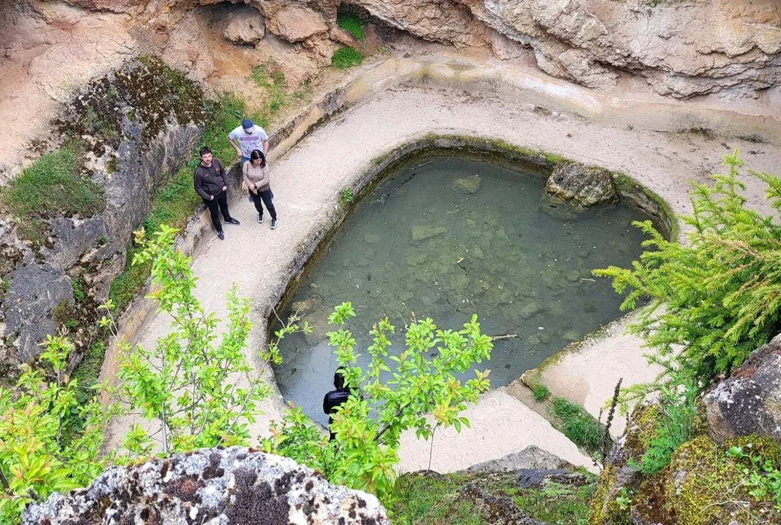 Locul din România renumit pentru izvoarele termale naturale / Foto: Facebook