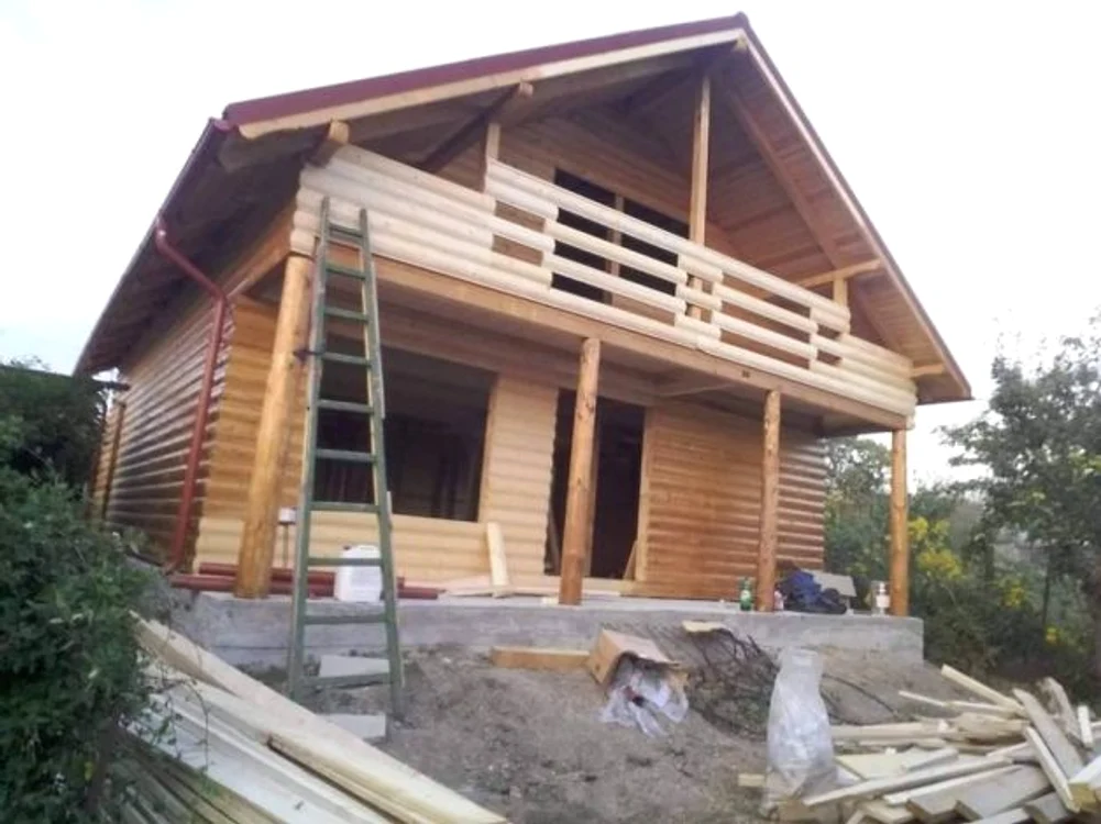 casa lemn apuseni