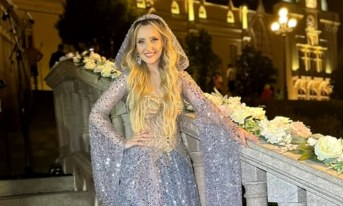 Alina Sorescu la Palas Iași în concertul 3 tenori ieșeni   Instagram (5) jpg