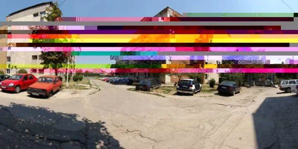 Aleile de acces pe strada Aleea Mărului unde sunt ZA-urile ce vor fi anvelopate sunt brăzdate de gropi imense