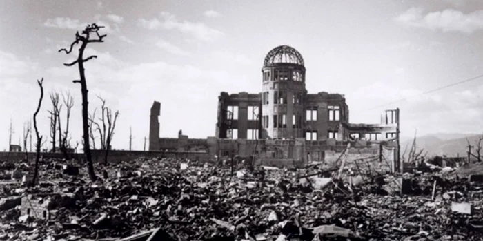 Hiroshima după detonarea bombei cu uraniu, 6 august 1945. Sursă foto: ICAN