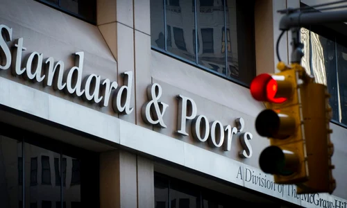 standard and poors agentie rating foto shutterstock
