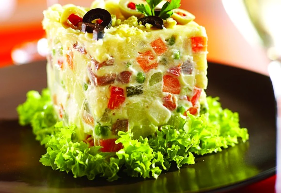 Și salata de boeuf poate fi sănătoasă dacă apelăm la mici trucuri
