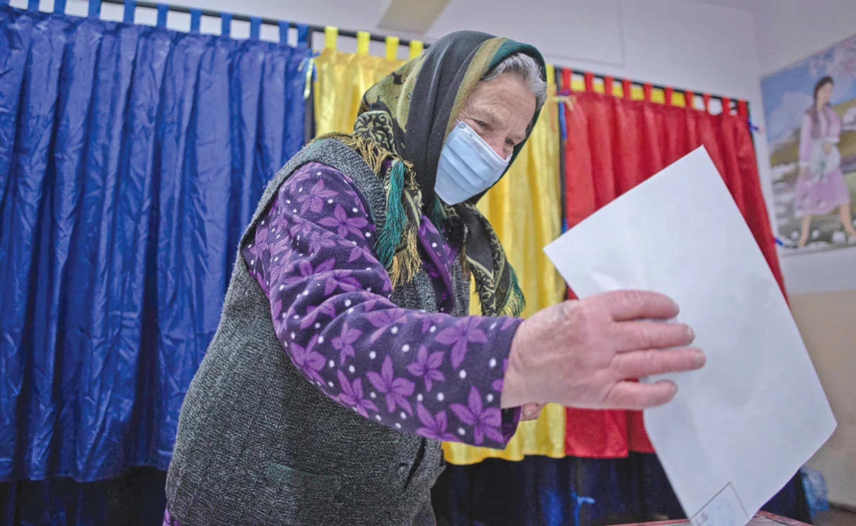 
    Cea mai scăzută prezenţă la vot de după 1990 la parlamentare: doar 31,84% dintre românii din ţară au venit în faţa urnelorFoto: Inquam Photos  