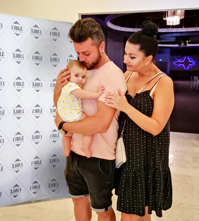 2 gabriela cristea botez in nuante de violet 1 jpg jpeg