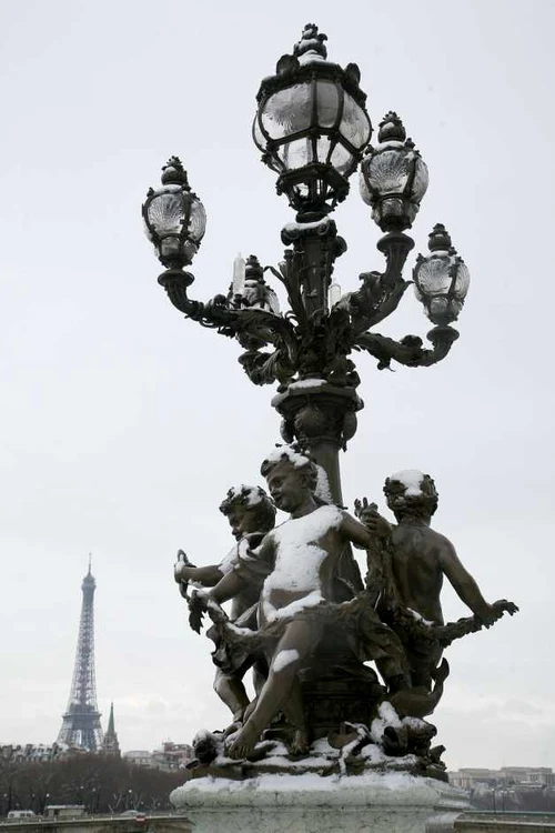 paris sub zapada foto guliver/getty images