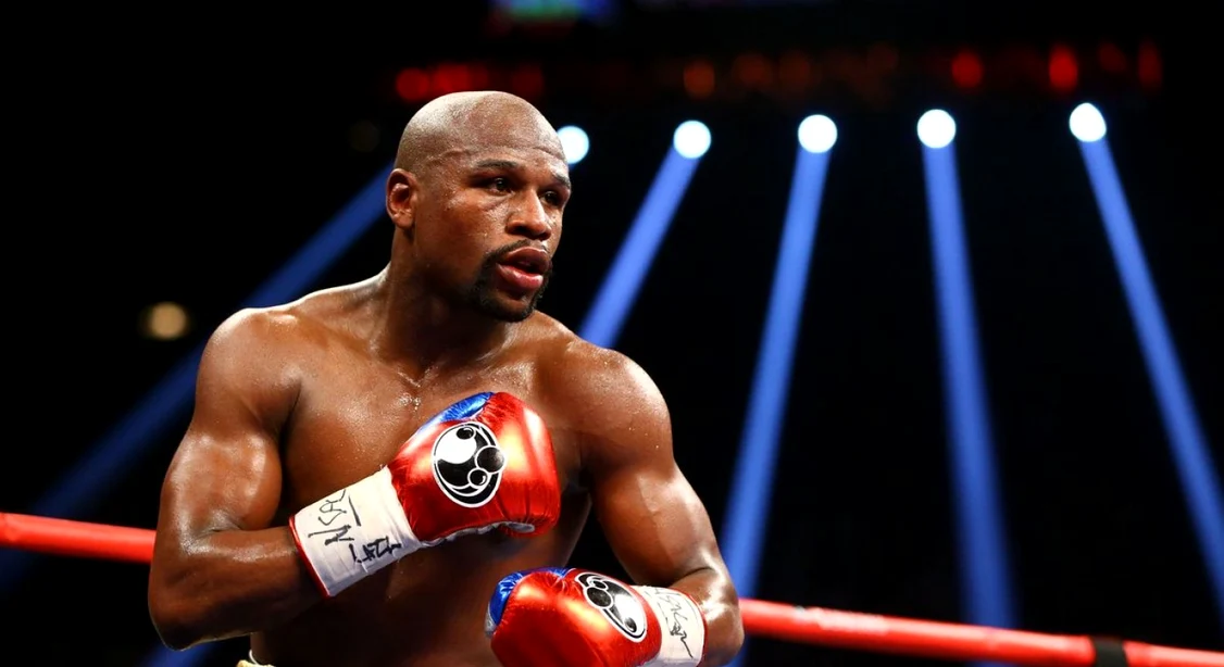 Floyd Mayweather continuă să boxeze la 46 de ani. Foto Facebook