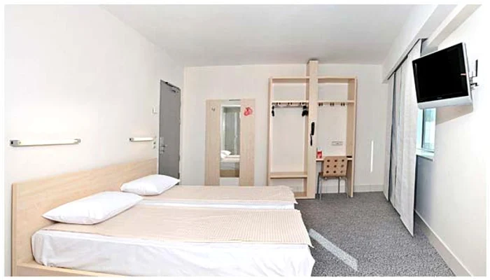 
    Camerele Hello Hotels sunt simple si prietenoase  