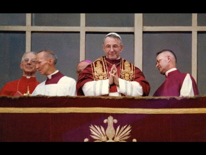 Anul celor trei papi. Doi suverani pontifi au fost înmormântați la câteva săptămâni distanță, în 1978. Suspiciunile de asasinat încă bântuie Vaticanul