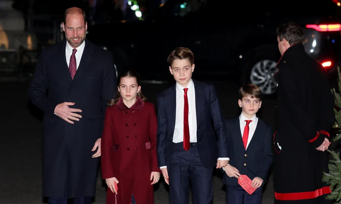 Prințul William cu Prinții George Charlotte și Louis GettyImages 2187916459 jpg