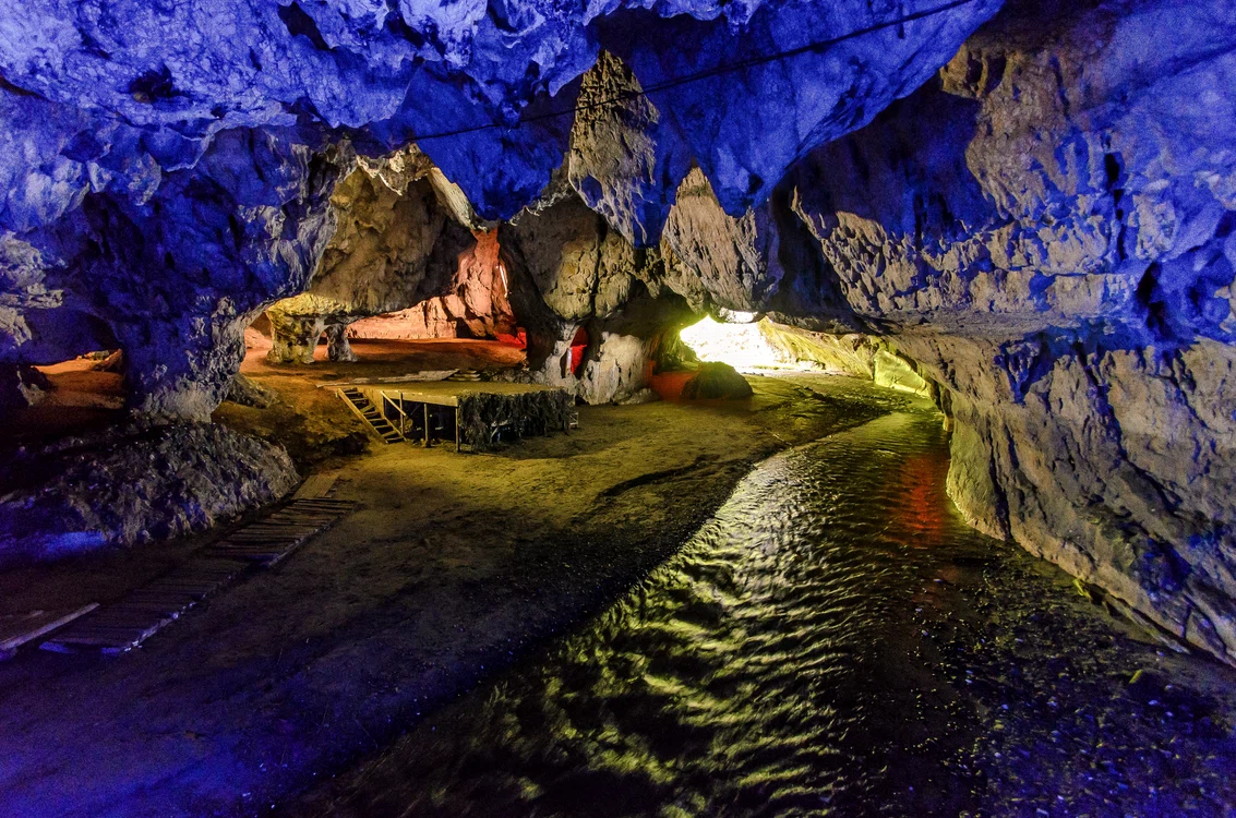 Peștera Bolii FOTO Shutterstock