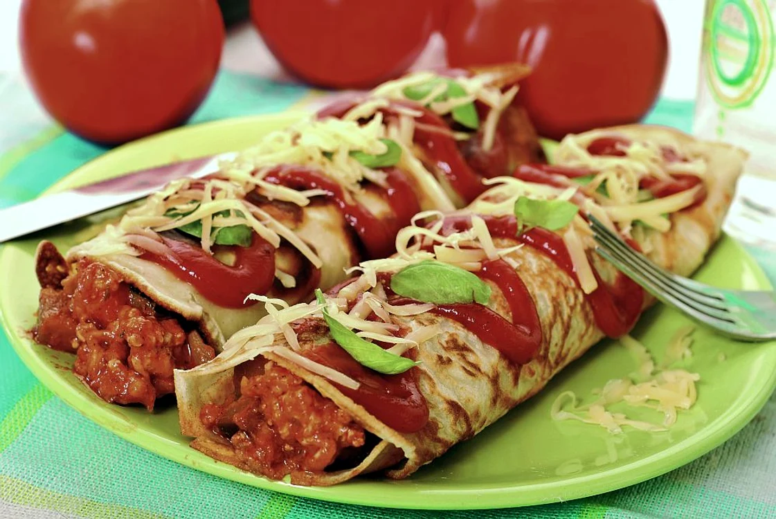 clatite picante cu carne jpeg